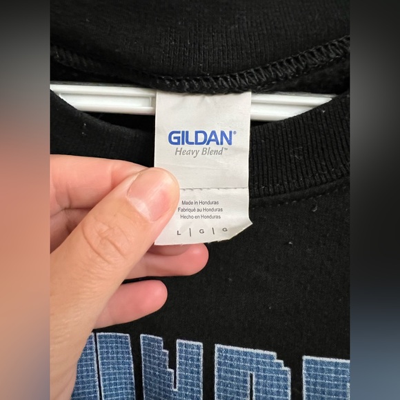 Dunder Mifflin Inc Paper Company crewneck size large - Picture 3 of 3